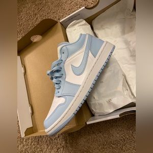 Women’s Air Jordan 1 low Ice Blue / White BRAND NEW